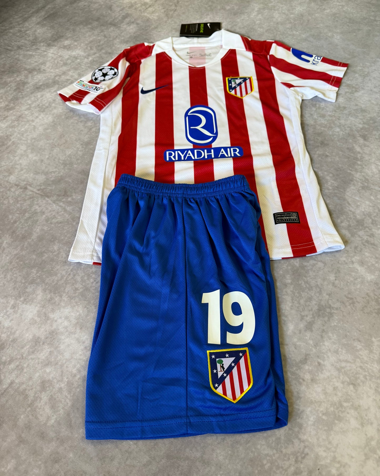Atletico de Madrid 2025 Julián Alvarez 19