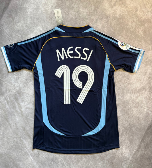 Argentina Away Soccer Jersey Retro 2006 Messi 19