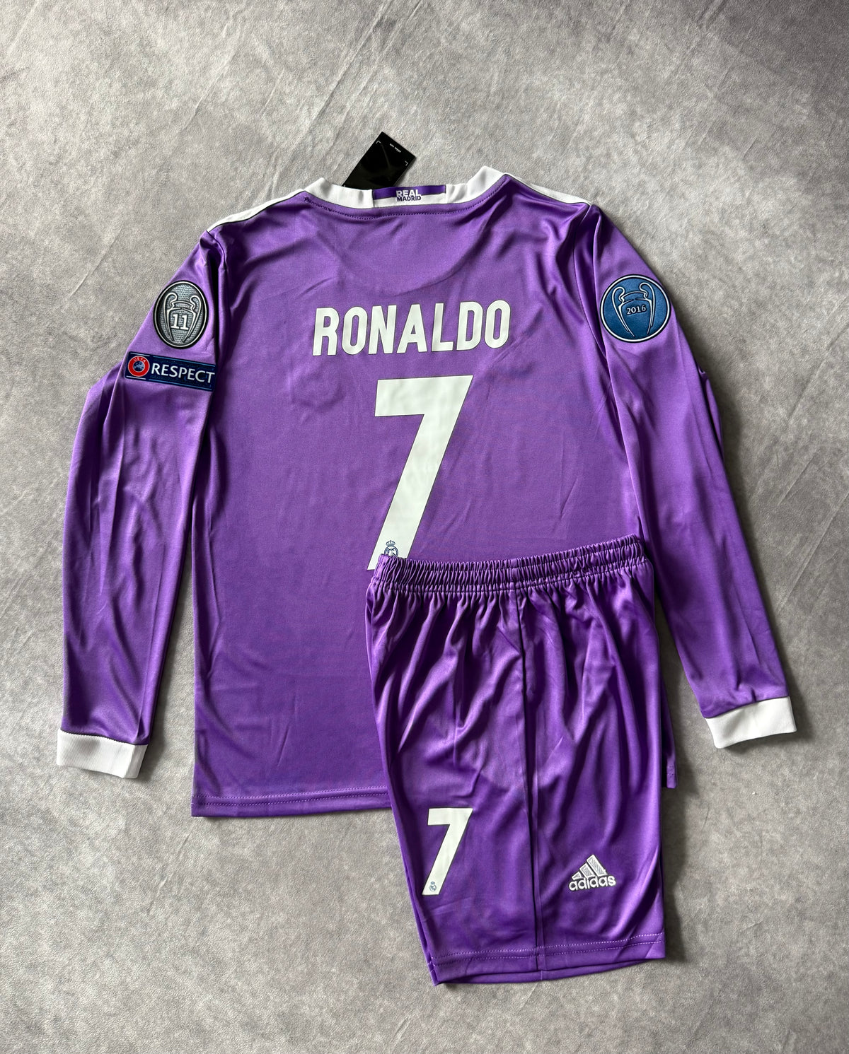 Real Madrid Retro 2017 kids set