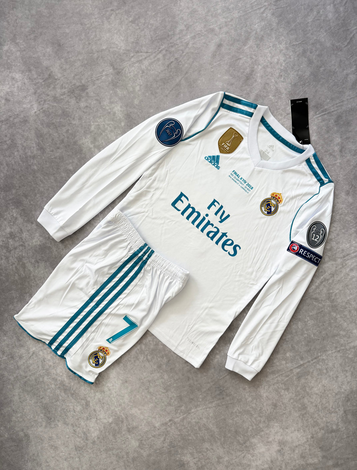 Real Madrid Retro 2018 Ronaldo 7 kids set