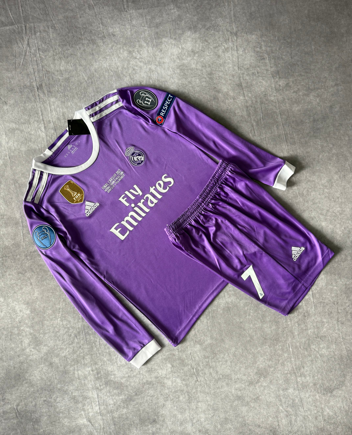 Real Madrid Retro 2017 kids set