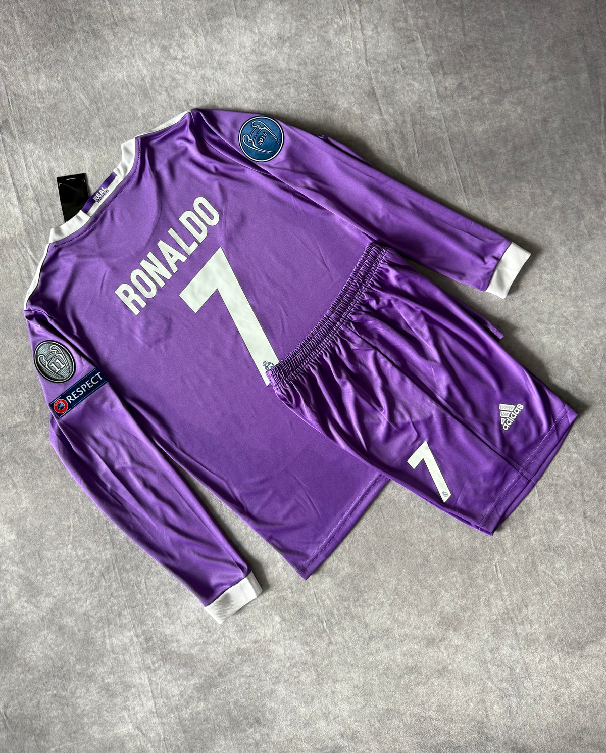 Real Madrid Retro 2017 kids set
