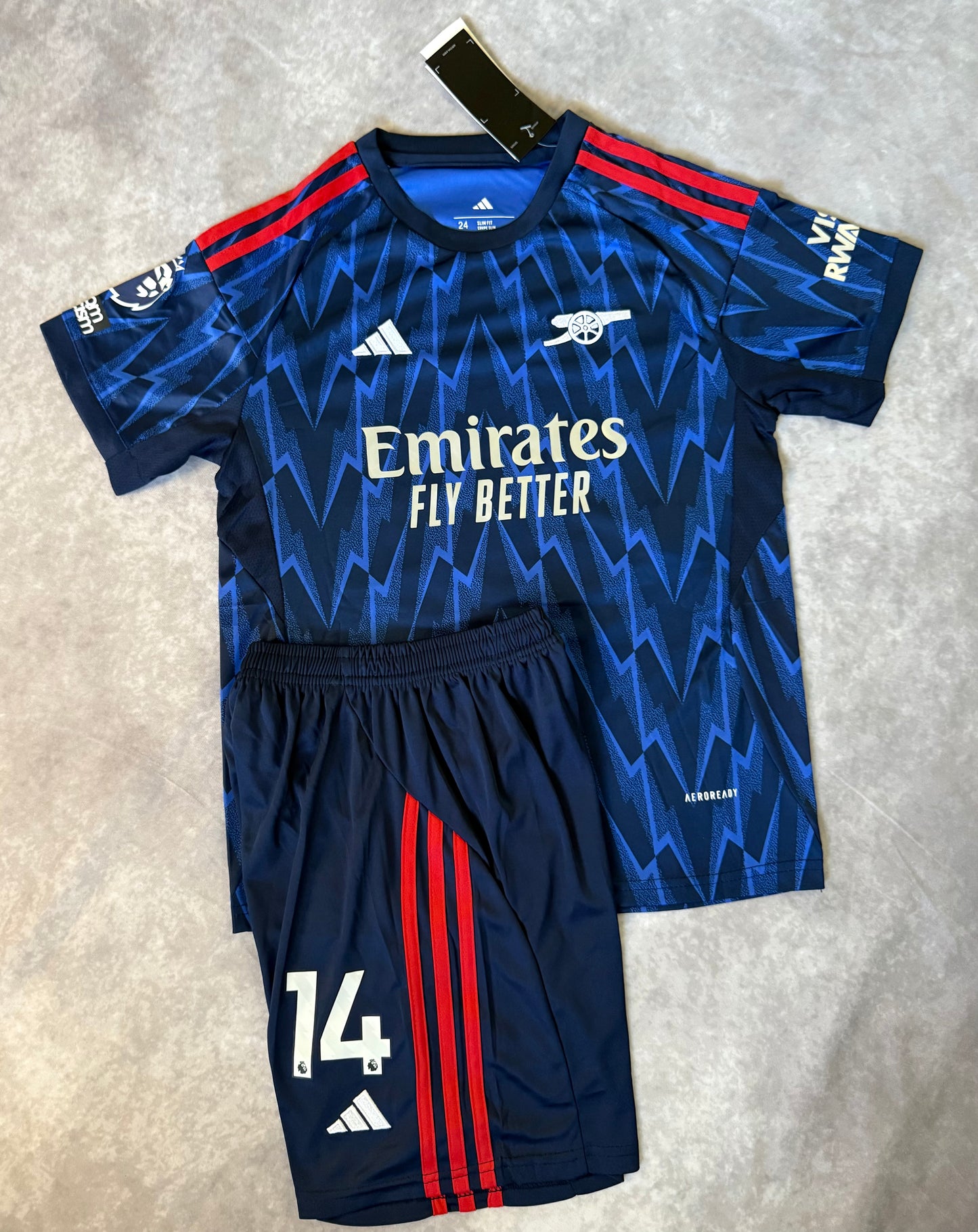 Arsenal Away Gyokeres 14