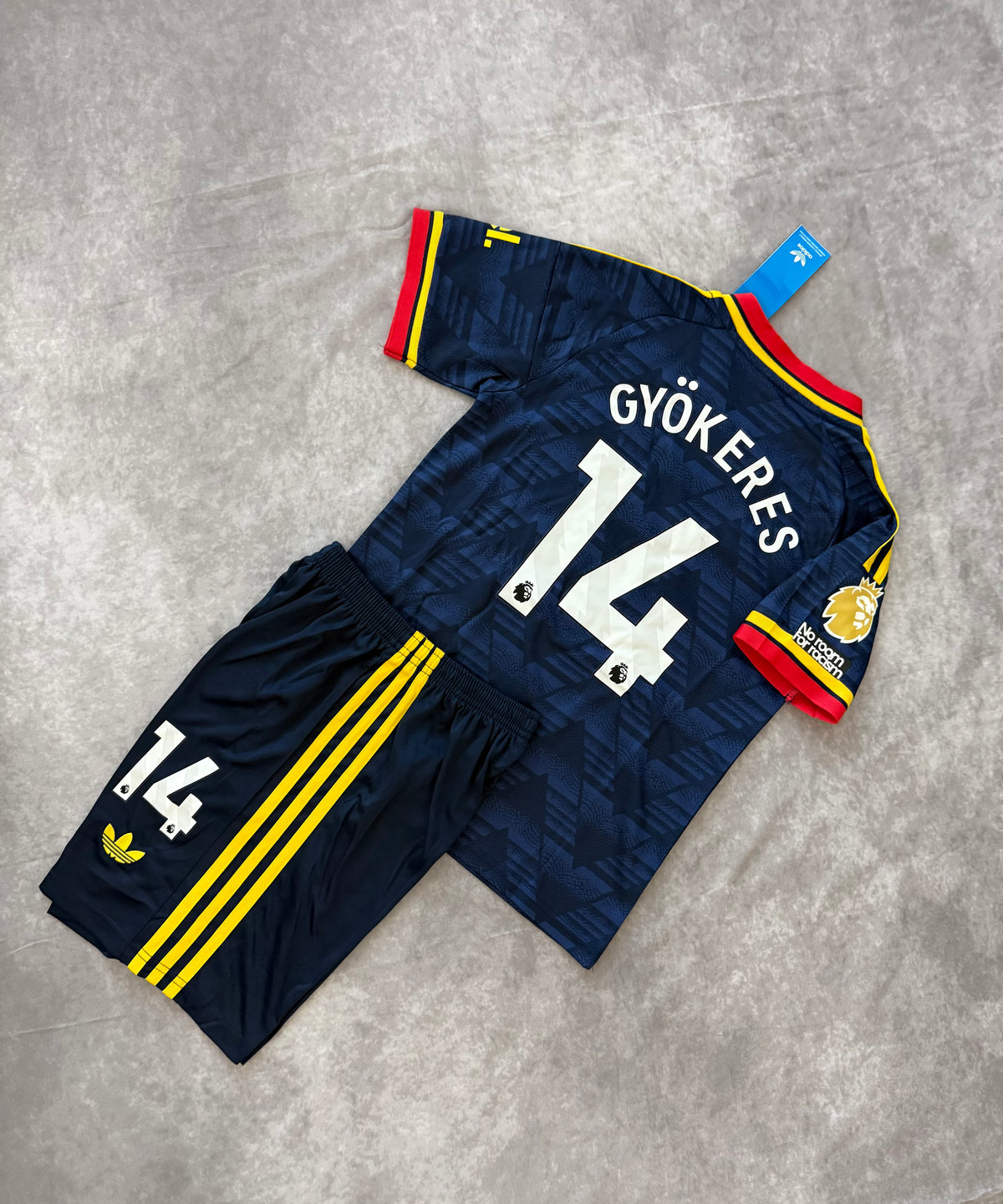 Arsenal Away 2026 Kids Set Kids Gyokeres 14