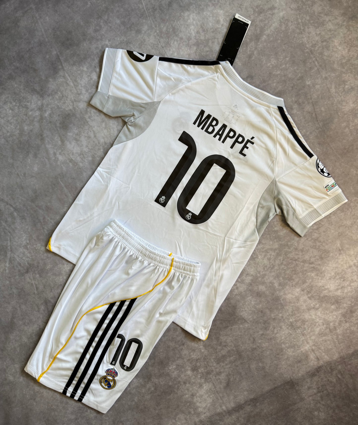 Real Madrid Home Mbappe 10 set for kids