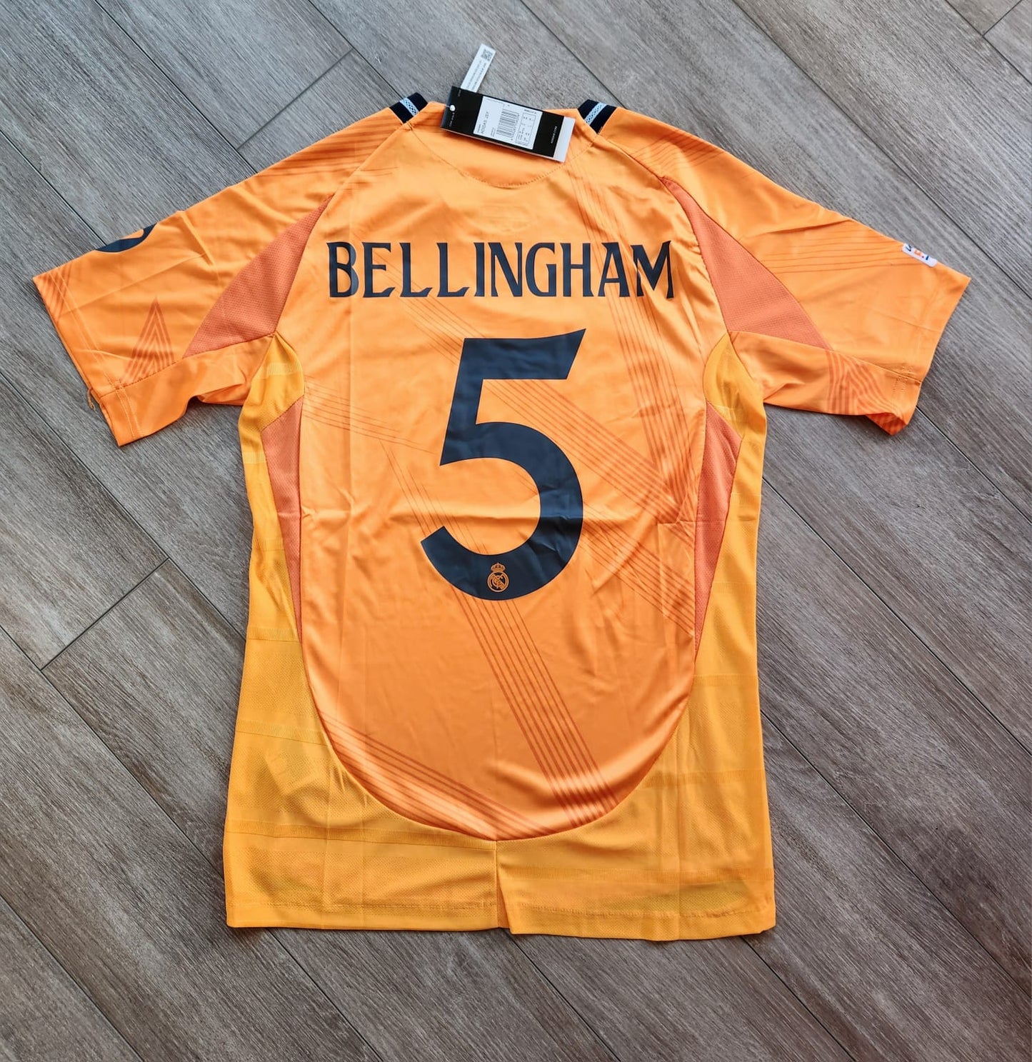 Real Madrid 2024/25 Away Bellingham 5 Player version