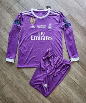 Real Madrid Retro 2017 kids set