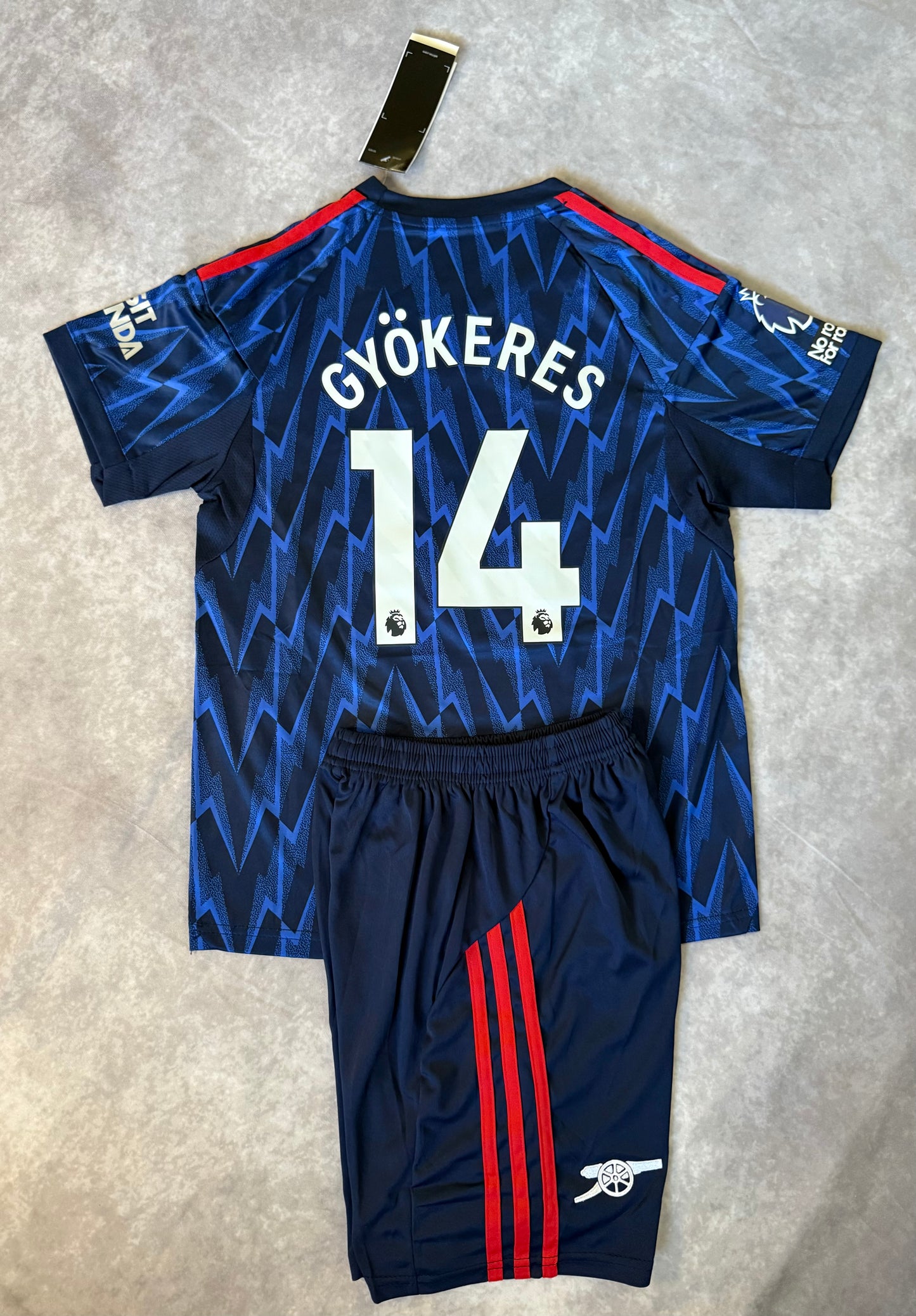 Arsenal Away Gyokeres 14