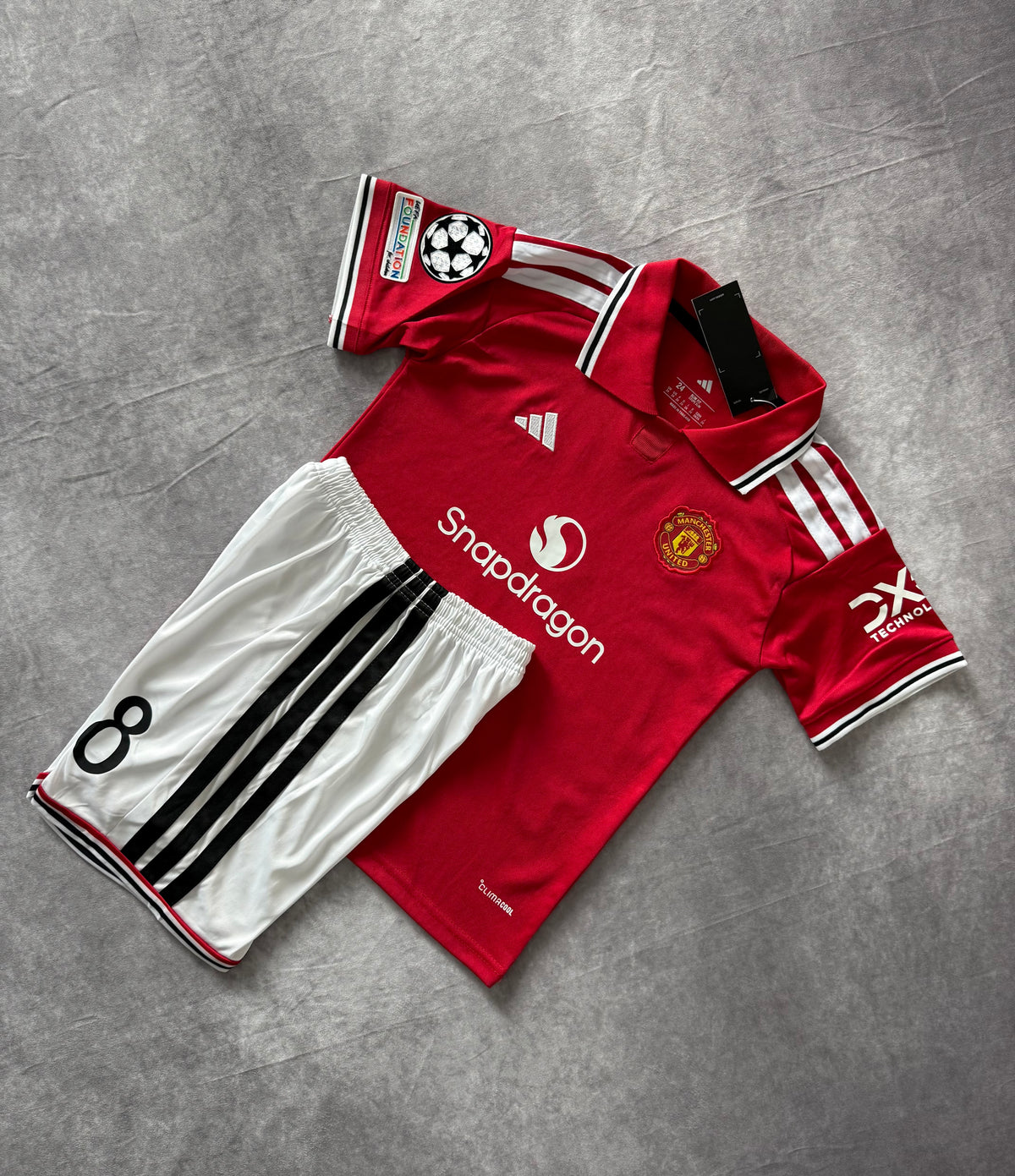Manchester United Home Soccer Jersey Set Kids Bruno Fernandez 8
